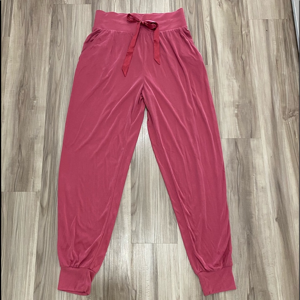 Victoria’s Secret Mauve/Pink High Waisted Lounge Jogger Pants - Small